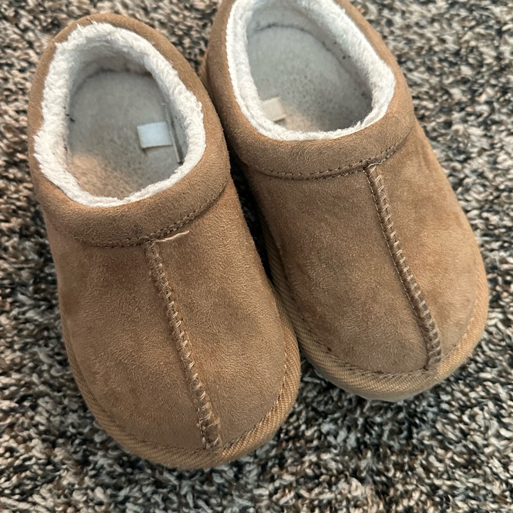 Toddler slippers